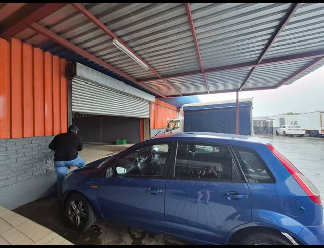 385M² WAREHOUSE TO LET IN KRUGERSDORP CENTRAL